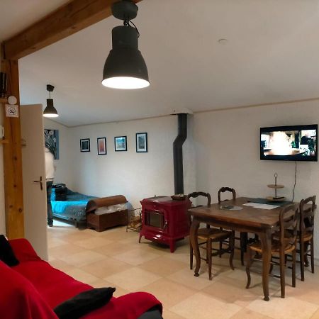 Ferienwohnung L'Aire Du Paon Exterior foto
